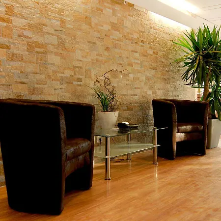 Hotel Garni Leitl Gmbh 3*