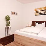 Garni Leitl Gmbh Otel Eggenfelden
